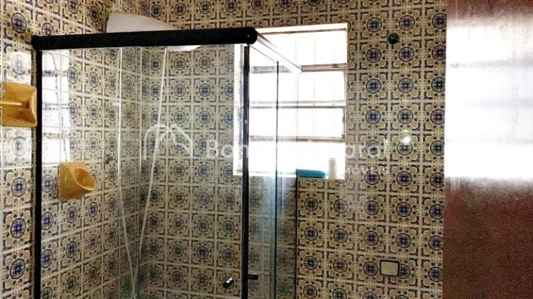 Imagem Bairro Taquaral excelente localização! 252m² de terreno, 104² de construção.
 
Para quem gosta...