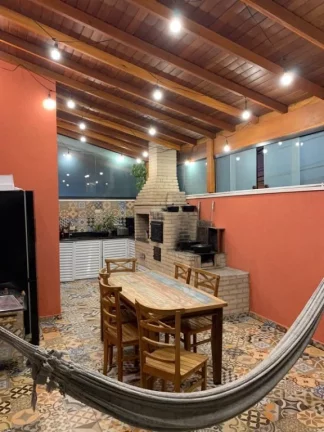 Imagem Sobrado com 4 dormitórios à venda, 156 m² por R$ 890.000,00 - Parque Santa Rosa - Suzano/SP