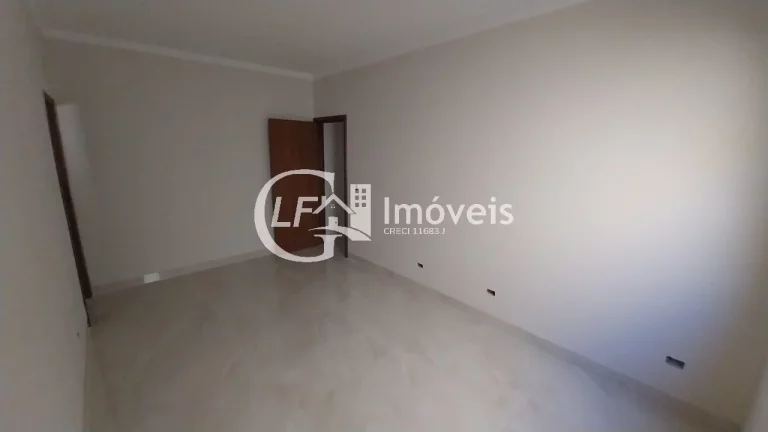 Imagem Casa de Luxo à Venda em Campo Grande-MS - 4 Quartos, 4 Suítes, 2 Salas, 4 Vagas de Garagem - Água Limpa Park - 220m²