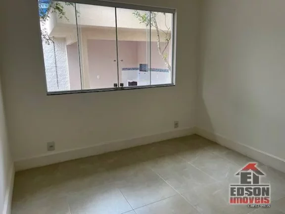 Imagem Casa de 2 Quartos, 1 Suíte em Itaipuaçu