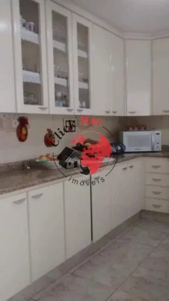 Imagem Lindo sobrado em rua sem saída,5 Dorms c suite, varanda ,piscina ,4 vagas,B.petropilis,São bernardo campo