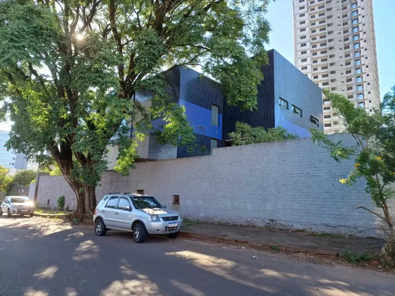 Imagem Pavilhão Industrial/Comercial com 1800,00m² – Centro de Passo Fundo (RS)