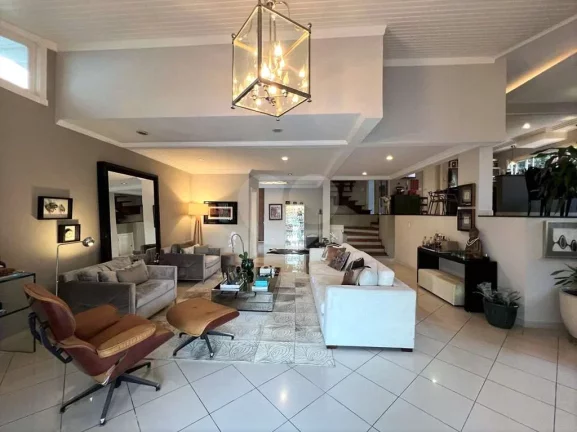 Imagem Casa à venda com 4 quartos, sendo 4 suítes, em Vila Santo Antônio, Cotia - SP