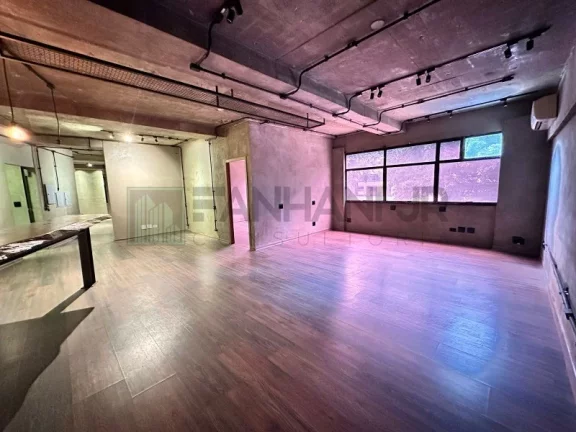Imagem Sala Comercial em Condomínio para Locação na Vila Olímpia, São Paulo-SP: 4 salas, 2 vagas, 150m²!