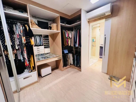 Imagem Mansão com 4 suítes à venda, 620 m² por R$ 6.500.000 - De Lourdes - Fortaleza/CE