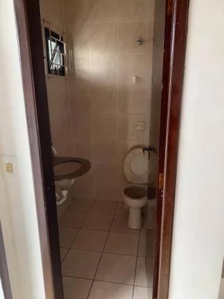Imagem Sobrado no Boqueirão - Frente para Rua - R$530 mil