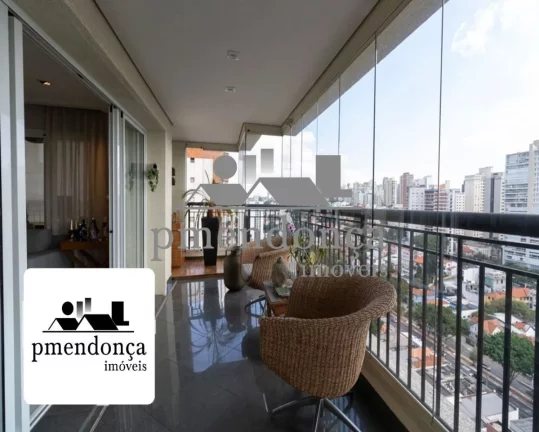 Imagem Apartamento Ã  venda na Rua Tupi 4 sui­tes e 4 vagas, 240m²