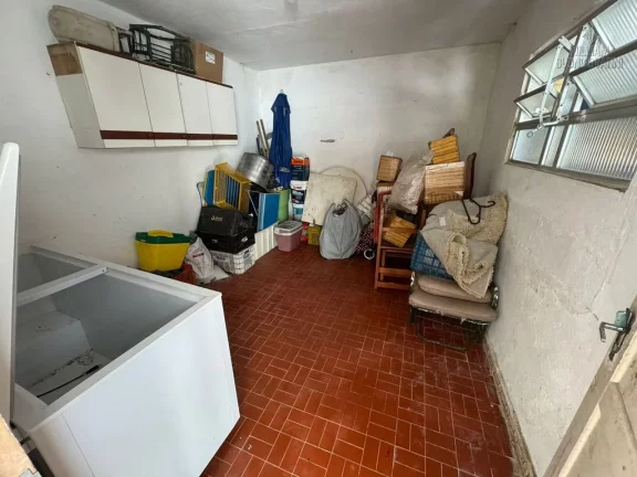 Imagem asa térrea 5 dormitórios sendo 1suíte no Bairro Imperador