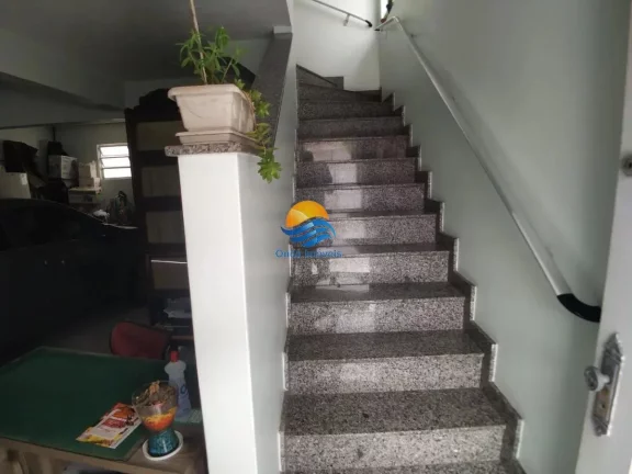Imagem Casa sobrado a venda em Santos na Aparecida