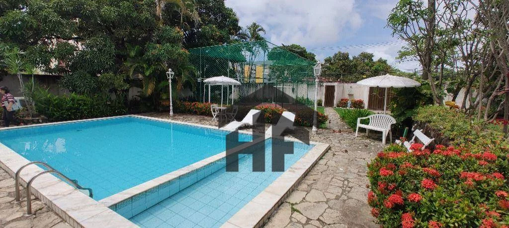 Casa com 4 Quartos à Venda ou Locação, 273 m² em Candeias - Jaboatão Dos Guararapes
