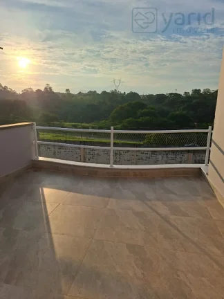 Imagem Casa em Condomínio de Luxo em Jundiaí-SP: 3 Quartos, Suíte, 4 Vagas - Jardim Celeste