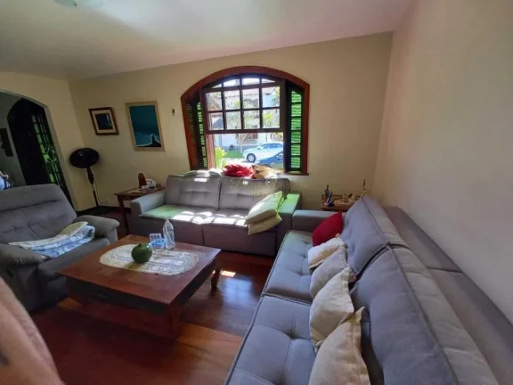 Imagem Casa em Condomínio para Venda em Teresópolis / RJ no bairro Várzea