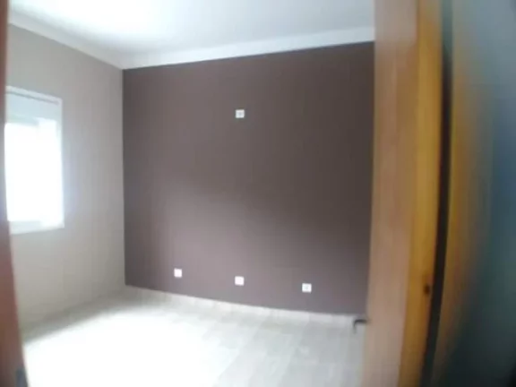 Imagem SITIO EM S.J.CAMPOS, PRÓXIMO DA CIDADE, COM CASA DE 3 DORMITÓRIOS (1 STE), 5 LAGOS PARA PESCARIA