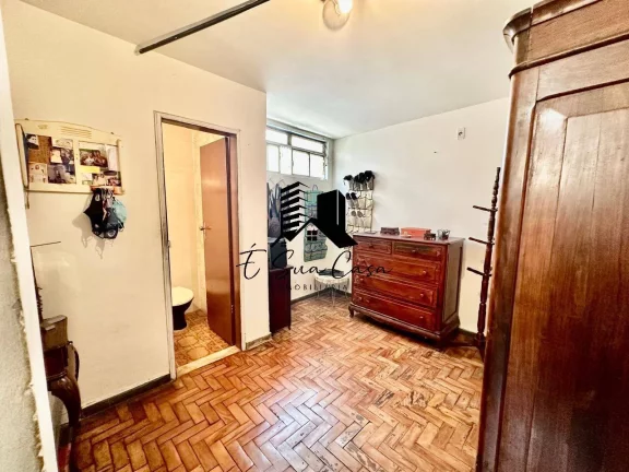 Imagem Casa á venda 4 Quartos Bairro Alípio de Melo - Belo Horizonte / MG