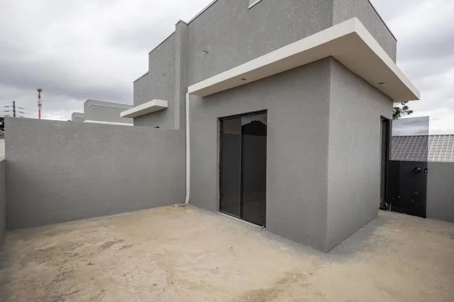 Imagem Sobrado novo em condominio fechado no Hauer