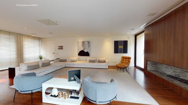 Casa com 4 Quartos à Venda, 1.100 m² em Pinheiros - São Paulo