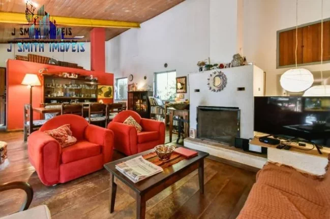 Imagem CASA ESPETACULAR EM TERRENO DE 2.300m² EM CONDOMÍNIO FECHADO.