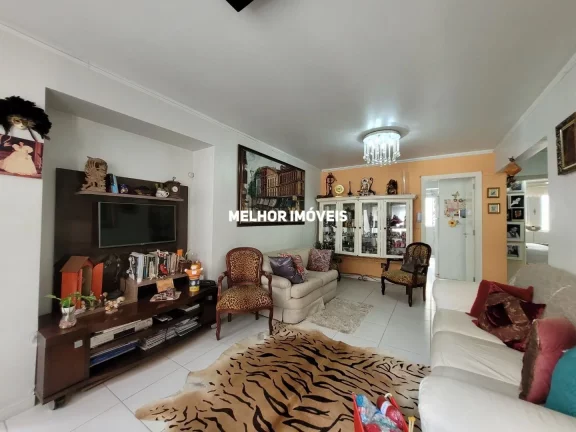 Imagem Apartamento á venda no Edifício Alfa Centauro localizado na Quadra Mar no centro de Balneário Camboriú.