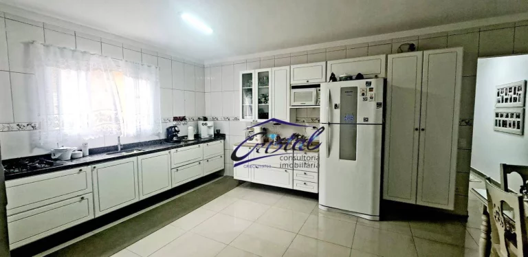 Imagem Casa com 4 quartos (1 suíte) à venda, 230 m² - Jardim Alice - Praia Grande/SP