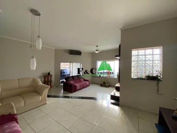 Imagem Casa para Venda em Americana, Jardim Ipiranga, 3 dormitórios, 1 suíte, 3 banheiros, 4 vagas