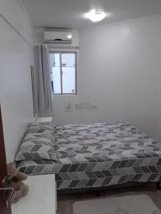 Imagem Apartamento com 3 dormitórios à venda no Centro de Balneário Camboriú/SC