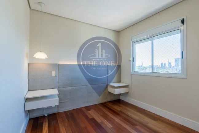 Imagem Apartamento de Luxo em Pinheiros: 4 Quartos, 3 Suítes, 2 Salas, 5 Banheiros, 2 Vagas de Garagem, 141m² - São Paulo-SP