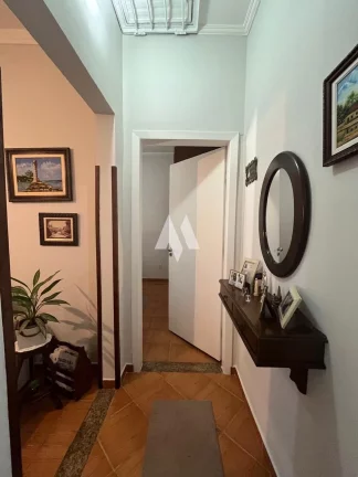 Imagem Casa geminada com churrasqueira em São Vicente!