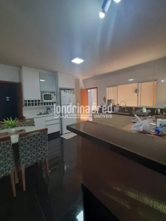 Imagem Casa à venda 3 Quartos, 1 Suite, 2 Vagas, 180M², San Fernando, Londrina - PR