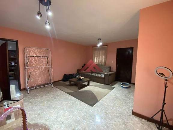 Imagem Casa com 5 dormitórios à venda por R$ 550.000,00 - Patronato - São Gonçalo/RJ