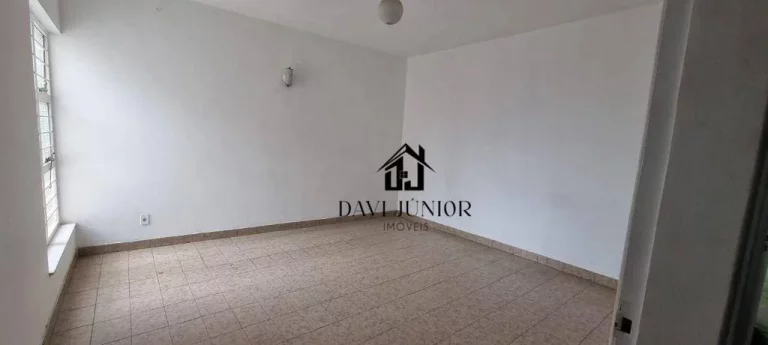 Imagem Casa com 3 dormitórios sendo 1 suíte à venda, 402 m² por R$ 1.150.000 - Centro - Sorocaba/SP