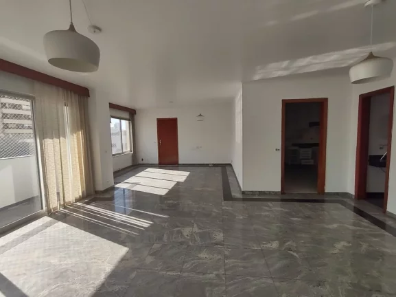 Imagem Apartamento com 3 dormitórios (1 suíte) , 2 Vagas de garagem, Pompeia, Portaria 24 hs, Gerador