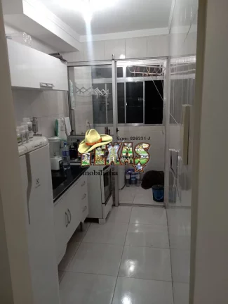 Imagem VENDE-SE APARTAMENTO NA CARMOSINA