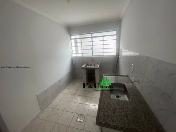 Imagem Casa para Locação em Limeira, Residencial Econômico Manoel Simão de Barros Levy, 3 dormitórios, 2 banheiros, 3 vagas