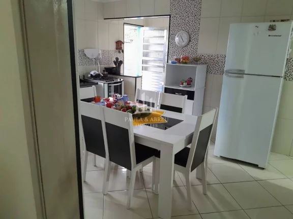 Imagem Casa com 2 Dormitórios, 1 Banheiro, mais 2 Cômodos sem acabamento na Vila Magini, divisa com Jardim Zaíra, Mauá-SP
