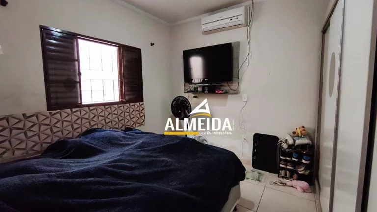 Imagem Casa com 2 dormitórios à venda, 100 m² por R$ 260.000,00 - Jardim Novo - Rio Claro/SP