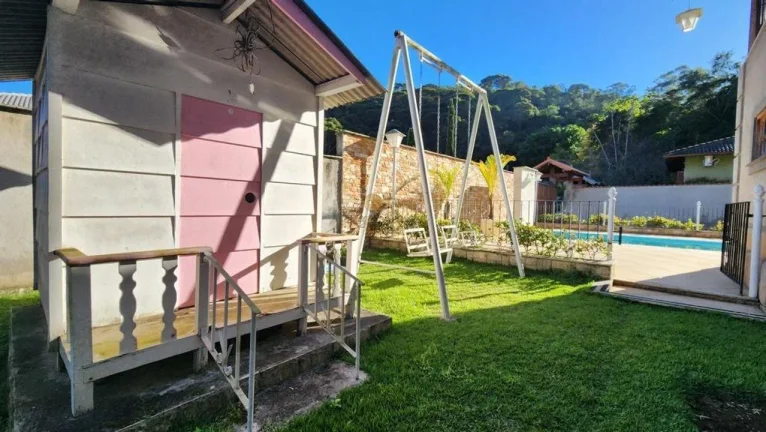 Imagem Casa em Condomínio para Venda em Teresópolis / RJ no bairro Prata