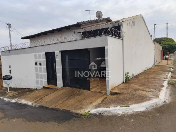 Imagem Casa com 2 dormitórios à venda, 120 m² por R$ 420.000,00 - Setor Nova Aurora - Itumbiara/GO