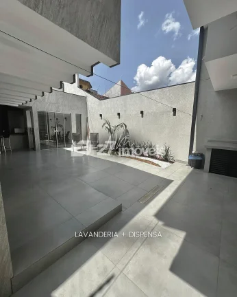 Imagem Conforto e Espaço para a Família | Sobrado com 4 Quartos e Área Gourmet no Jardim Iguaçu - Maringá-PR