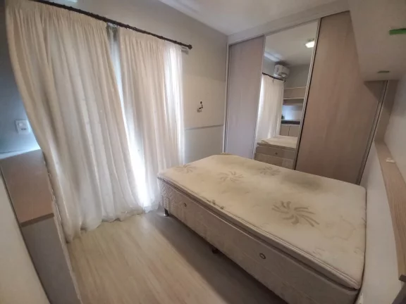 Imagem Locação Anual com 02 Dormitórios Mobiliado Localizado no Centro de Balneário Camboriú - SC