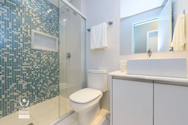 Imagem Apartamento com 3 quartos (1 suíte), sacada com churrasqueira à venda por R$ 777.000 - Mercês - Curitiba/PR