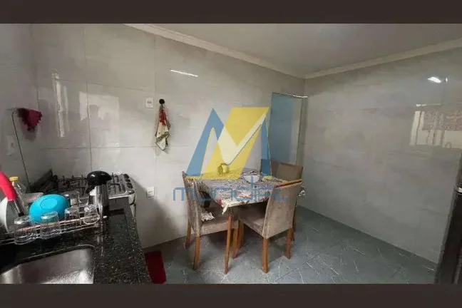 Imagem Casa térrea 2 dorms com quintal e churrasqueira no Jardim Stella