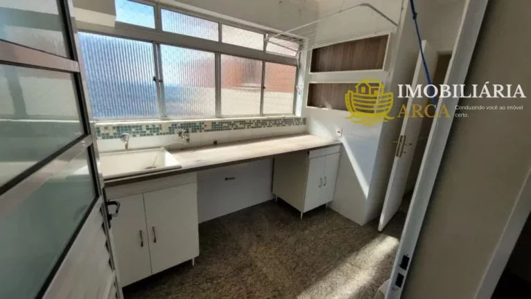 Imagem Apartamento à venda no Morumbi, São Paulo-SP: 2 quartos, 1 suíte, 3 banheiros, 1 vaga, 189m² de área. Venha conferir!