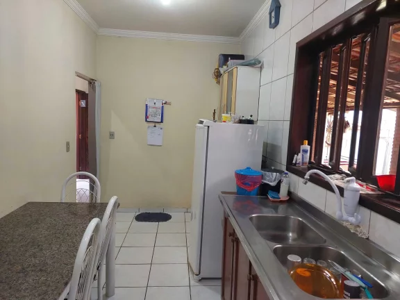 Imagem Casa com 2 dormitórios e terreno com 360m² em Pirabeiraba, Joinville/SC