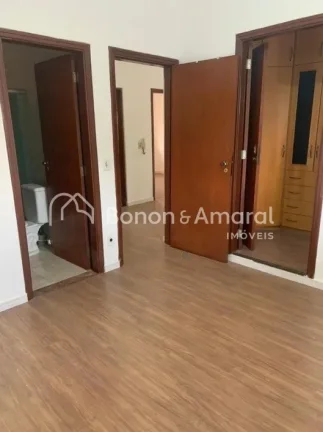 Imagem Sobrado com 3 Quartos e 4 banheiros à Venda, Bonfim
