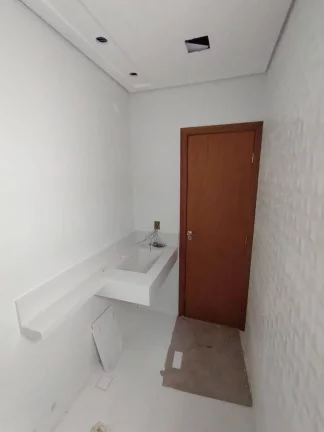 Imagem Sobrado Novo Alto Padrão 3 Dormitórios e 3 Suítes Estuda Permuta