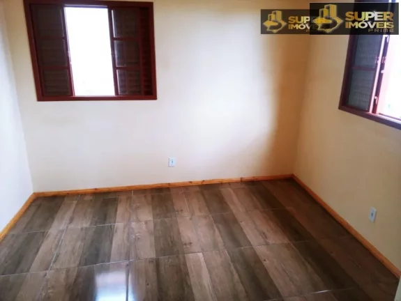 Imagem Casa Padrão para Venda em Fragata Pelotas-RS