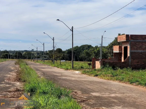 Imagem LOTE DE ESQUINA NO LOTEAMETNO VILLAR BAVIERA EM ABADIA
