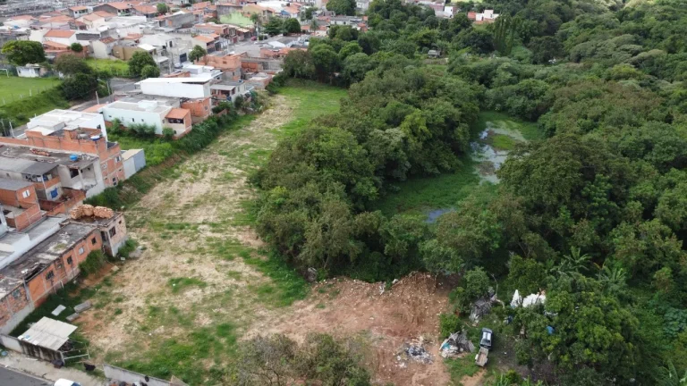 Imagem Terreno para Venda em Sorocaba-SP, na Vila Mineirão: Localização privilegiada e ótimo potencial de valorização!