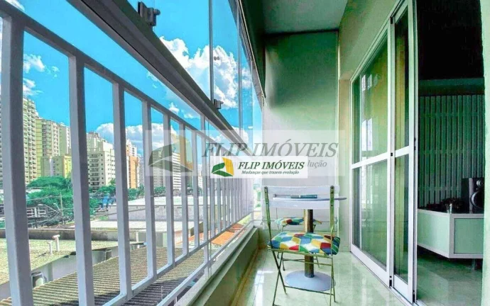 Imagem More em um apartamento de 56 metros quadrados com 1 quarto ao lado do Cambuí - Campinas - SP