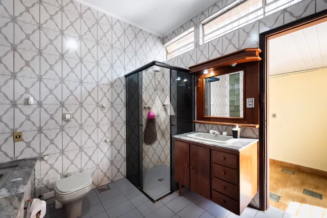 Imagem Casa Padrão para venda comercial no bairro do Macuco em Santos